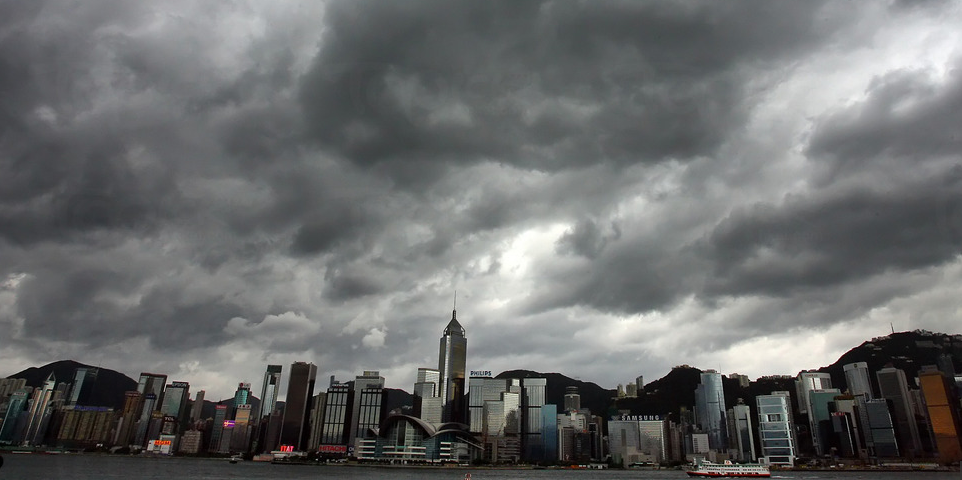 受台風影響,斜角巷深水埗,荃灣,黃埔,西營盤門市約於8號烈風信號除下後3小時營業,請各位客人留意